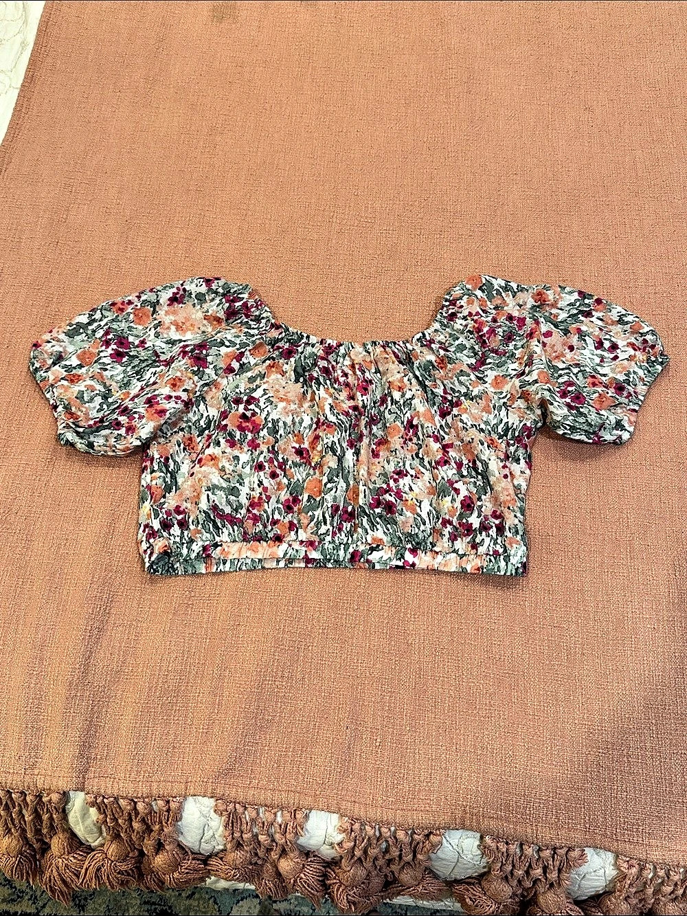 Reitmans Floral Puff Sleeve Crop Top Size Large wm’s